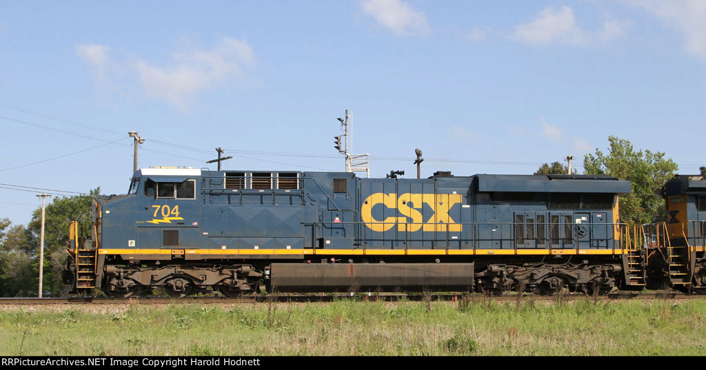 CSX 704